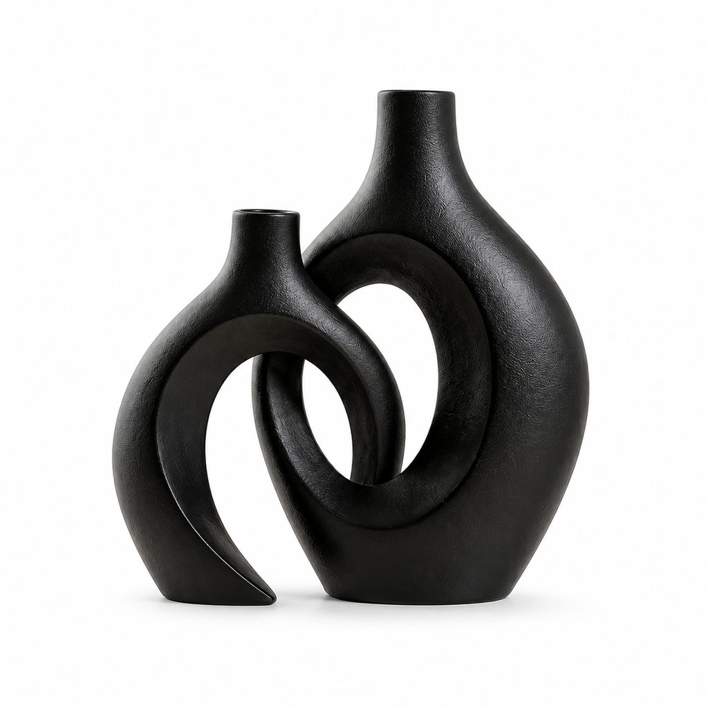 Conjunto Jarrón Kanso negro mate sobre fondo blanco, vista de producto